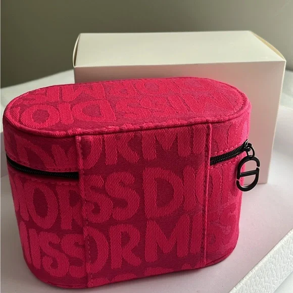 New, unused & authentic Miss Dior edition cosmetic bag. Limited edition - Picture 6 of 10